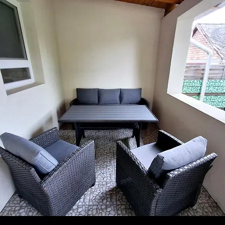 Szedermalna Vendeghaz Sárospatak